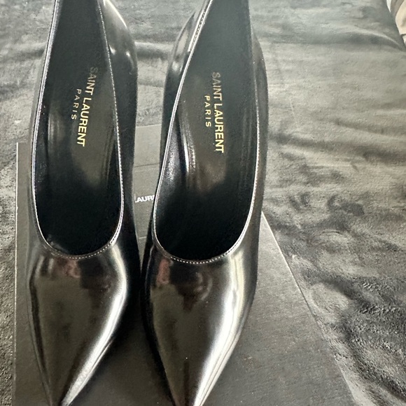 Saint Laurent Vamp Pump 100 - Picture 2 of 12